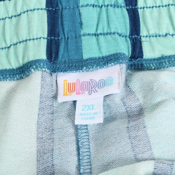 LuLaRoe Lightweight Striped Blue and Green Shorts - 2XL - Pockets - Picture 4 of 7